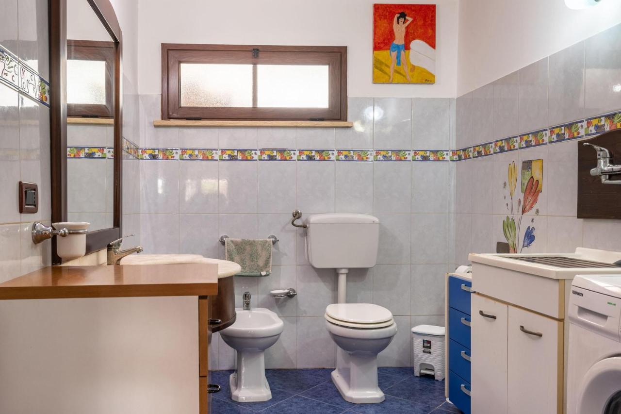 Alelida Villa Con Piscina 奇尼斯 外观 照片