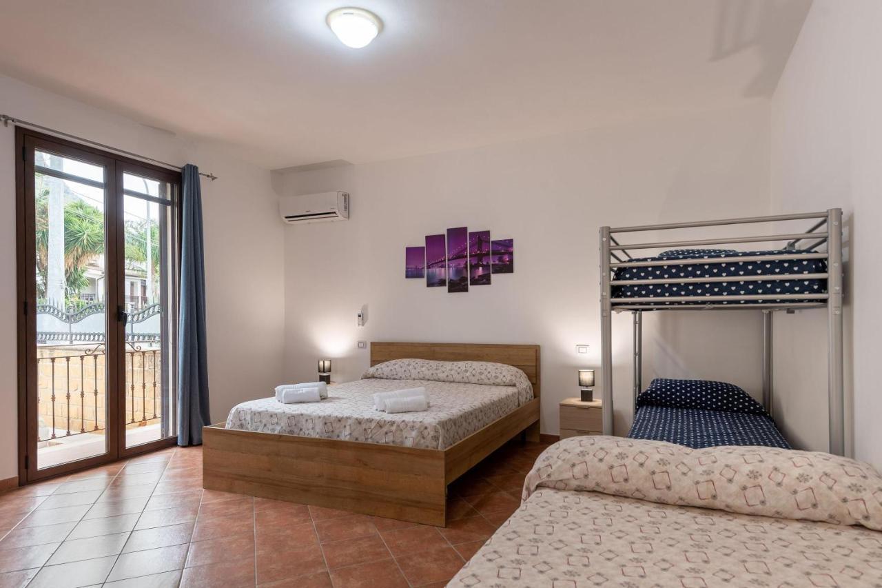 Alelida Villa Con Piscina 奇尼斯 外观 照片